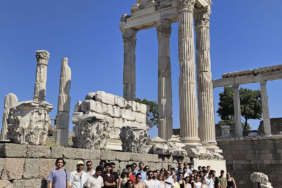 Dünyanın İlk Hastanesi Geleceğin Hekimlerini Ağırlıyor